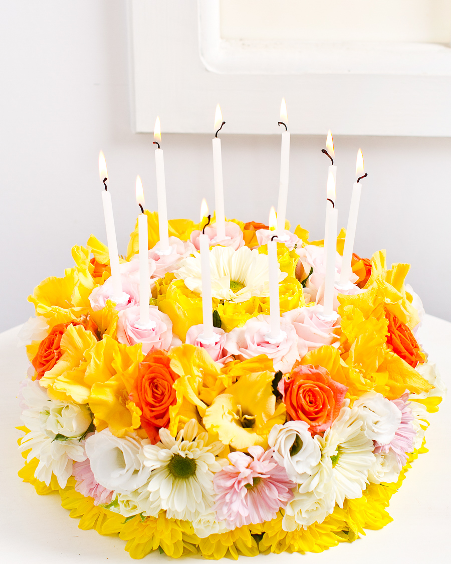 Flower Cake Birthday Fleurop Hungary. Flower Delivery