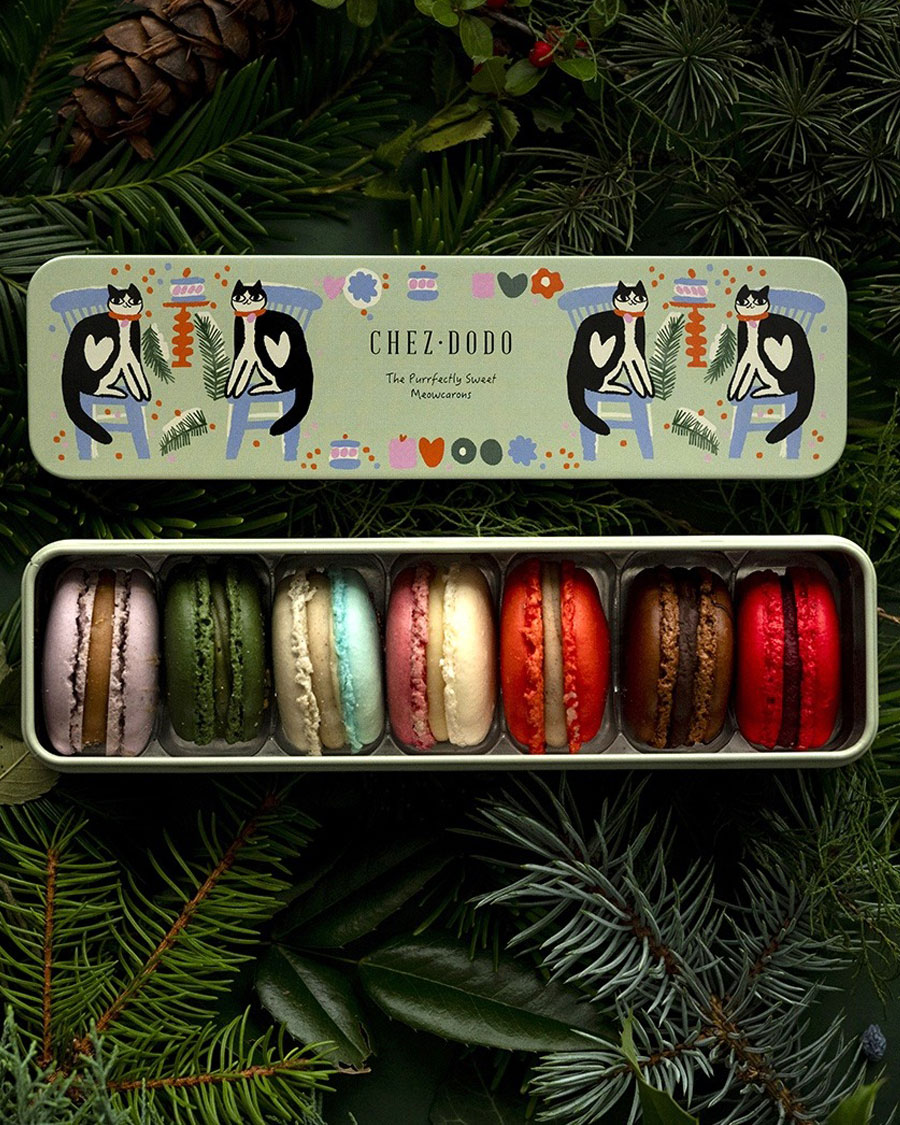 Macaron válogatás „Cats” fémdobozban