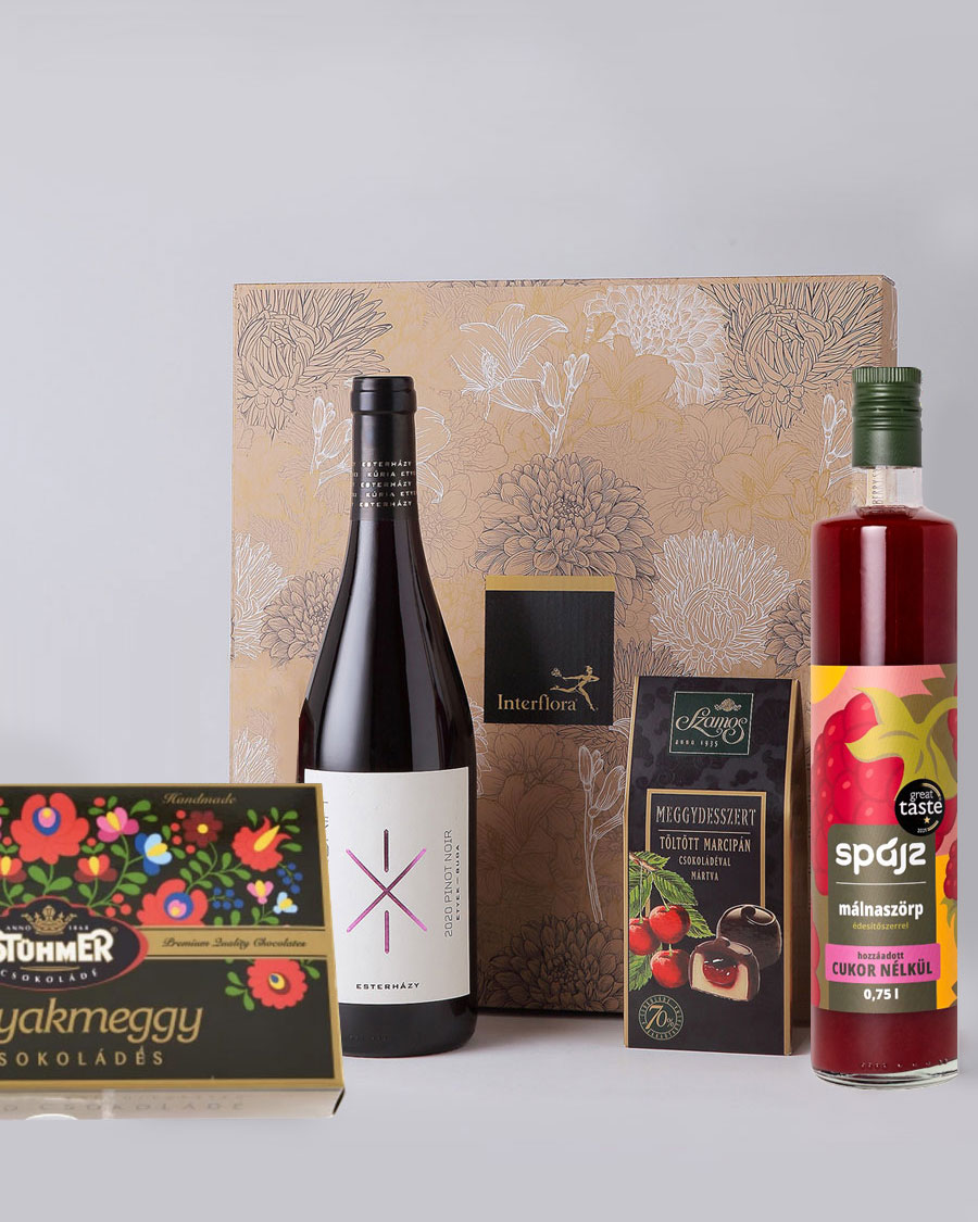 Ajándékcsomag egy palack Etyeki Kúria és Spájz cukormentes málnaszörppel